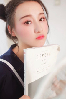 美丽的姑娘播放视频